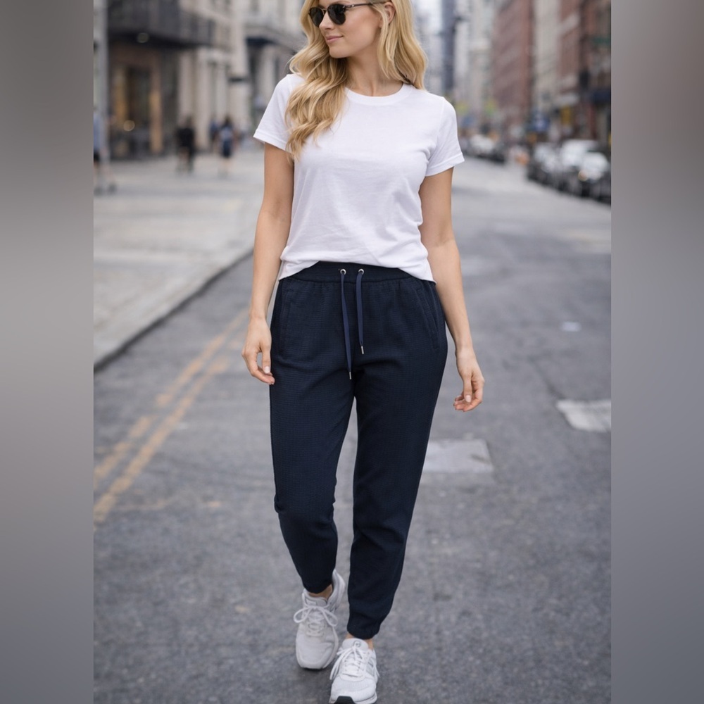 Club Monaco Dark Blue Jogger Pants in xs